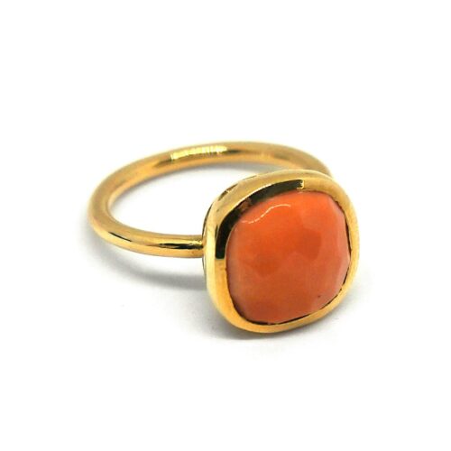 Sortija piedra Coral en talla cuadrada