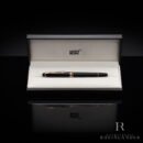 Rollerball Montblanc Meisterstück Classique en resina negra con acabados chapados en oro rojo
