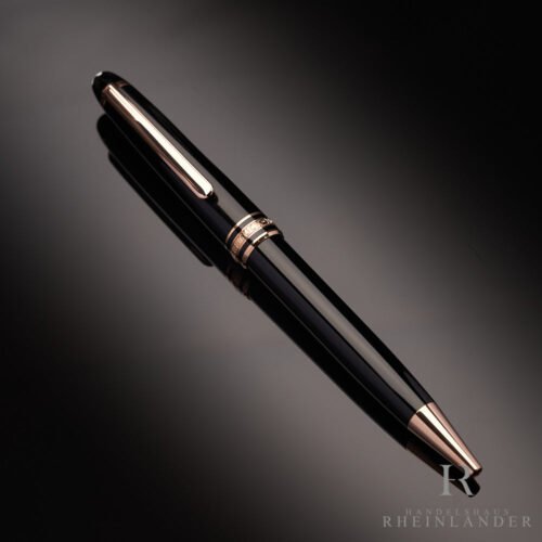 Bolígrafo Montblanc Meisterstück Classique en resina negra con acabados chapados en oro rojo