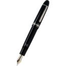 Pluma estilográfica Montblanc Meisterstück 149 en resina negra con acabados chapados en platino