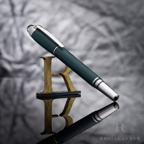 Rollerball Montblanc StarWalker PolarGreen en resina verde con patrón de olas y acabados platino
