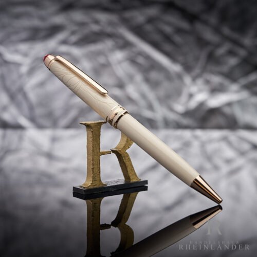 Bolígrafo Montblanc Meisterstück Romeo y Juliet Classique en resina marfil con capuchón dorado