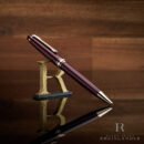 Bolígrafo Montblanc Meisterstück Classique en resina burdeos con acabados chapados en oro